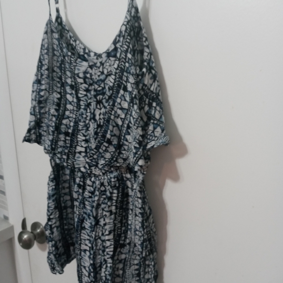 Olivaceous Sleeveless Romper. Adjustable Straps. Layered Ruffle top - Picture 5 of 8